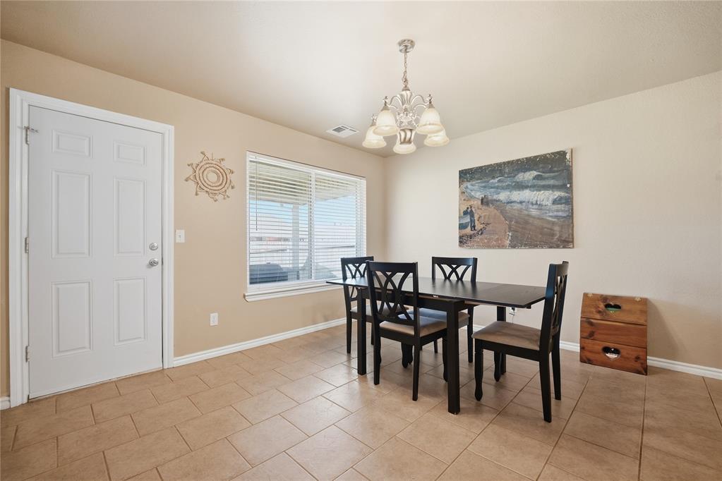 8133 Woodhue Drive Property Photo 14