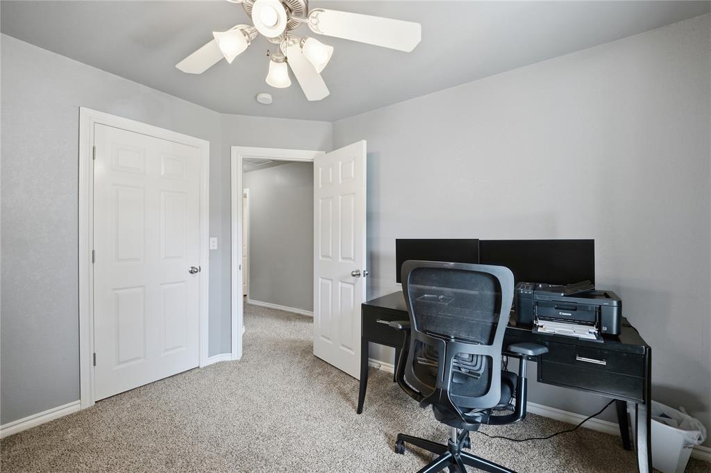 8133 Woodhue Drive Property Photo 21