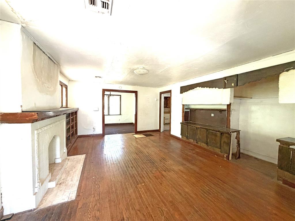 1707 E Park Place Property Photo 12