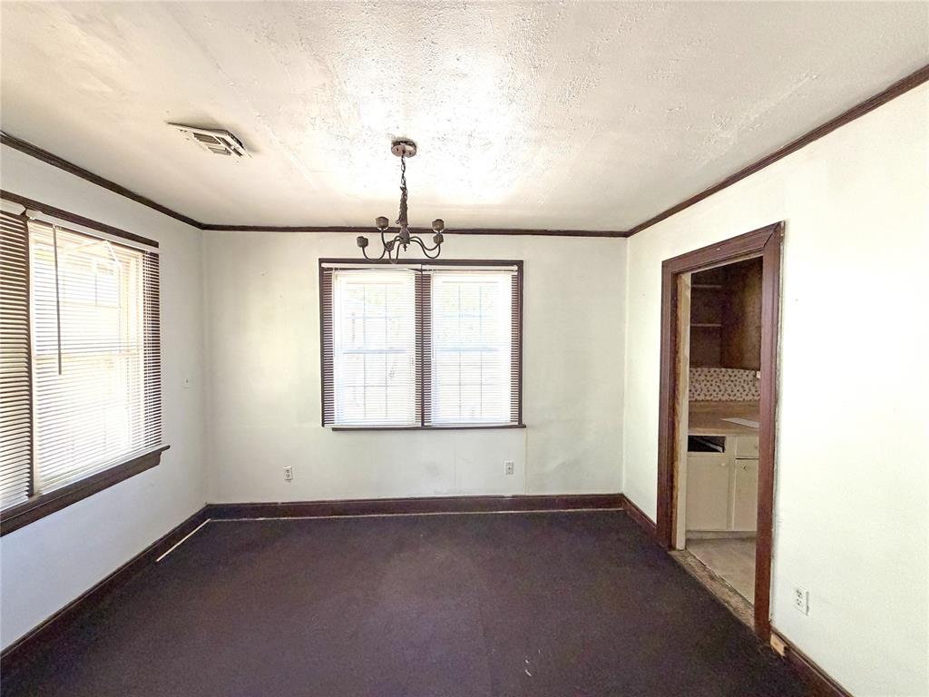 1707 E Park Place Property Photo 13