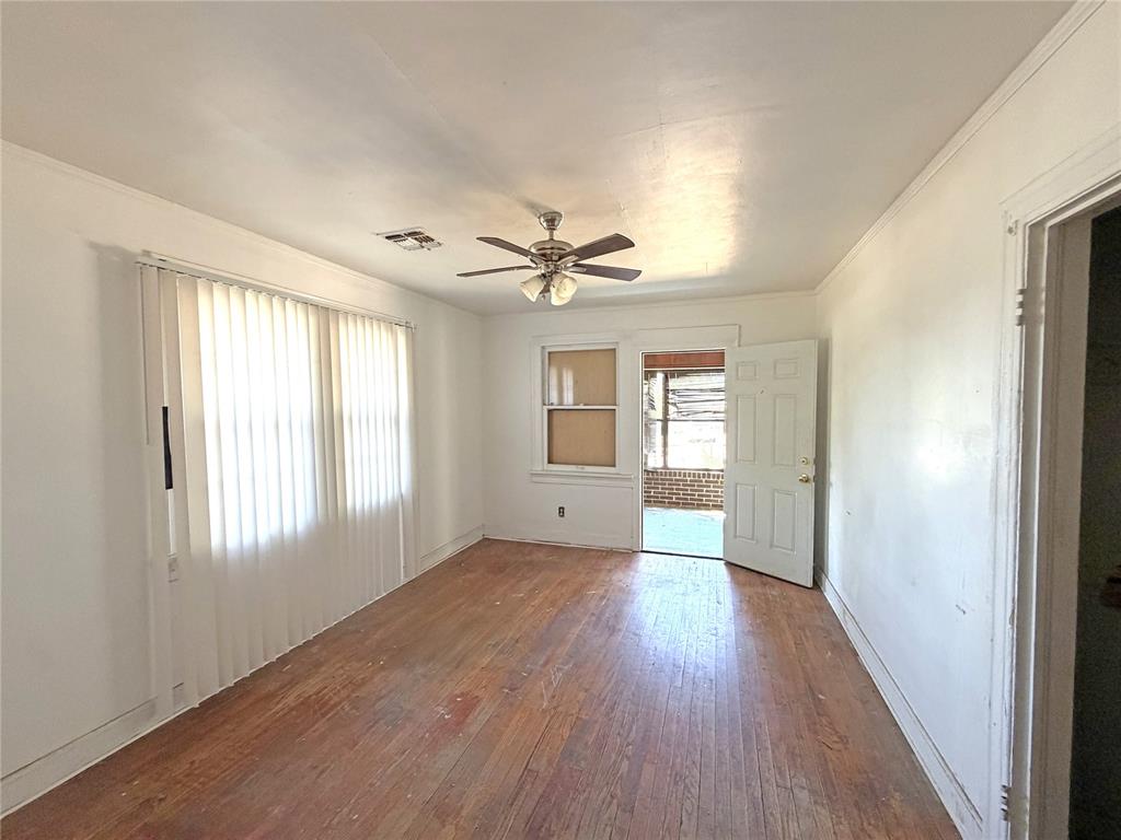 1707 E Park Place Property Photo 15