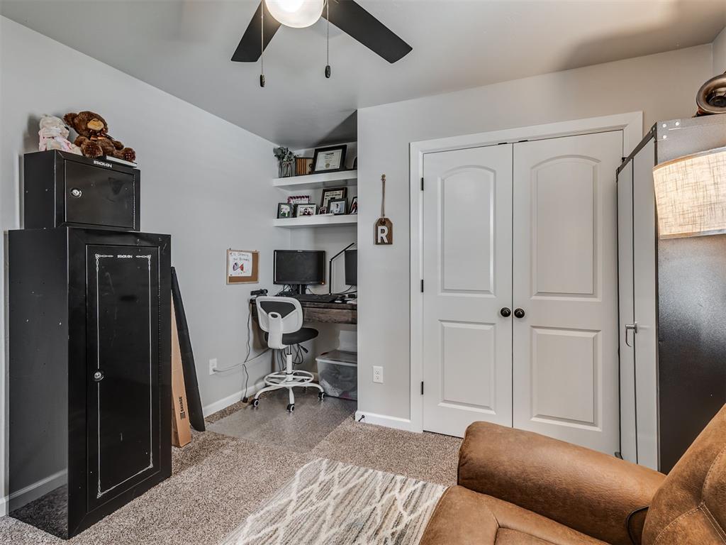 2416 Creek Side Circle Property Photo 33