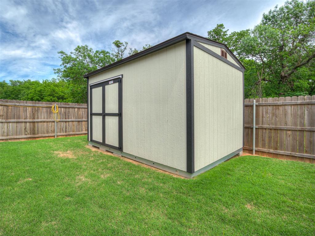 2416 Creek Side Circle Property Photo 43