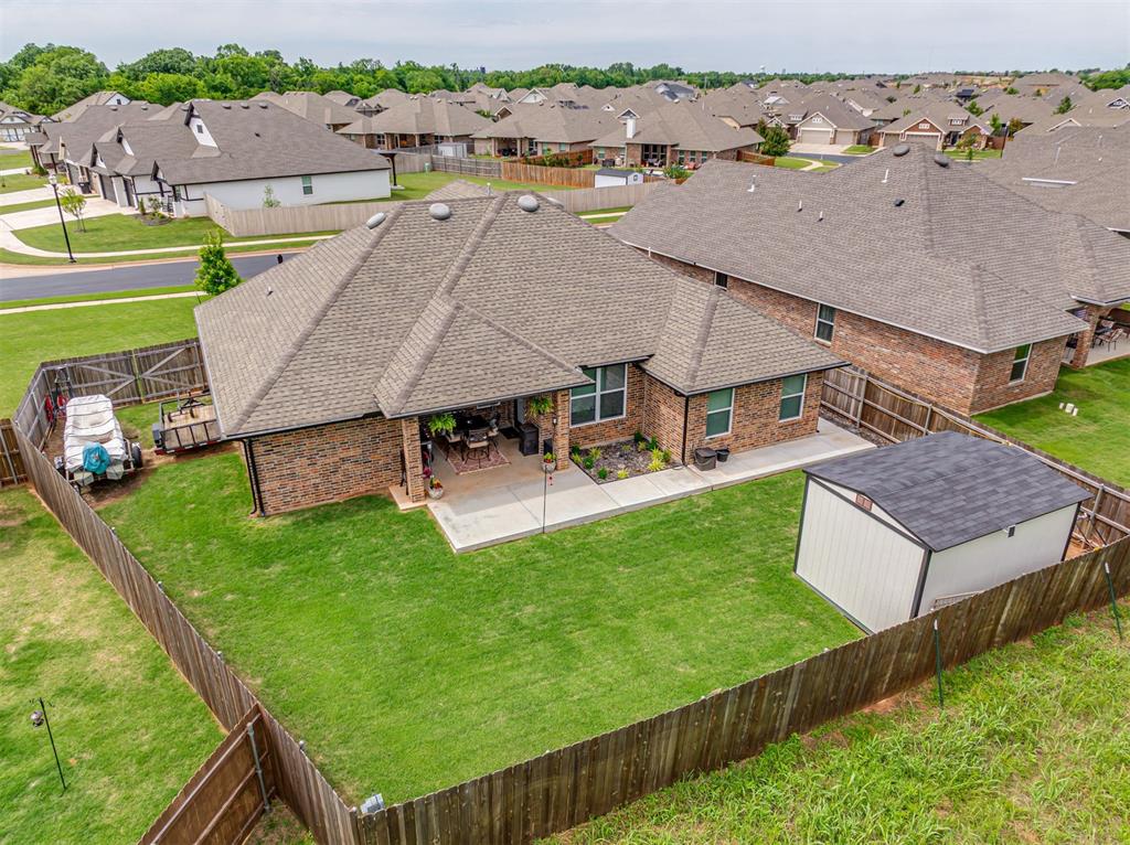 2416 Creek Side Circle Property Photo 44