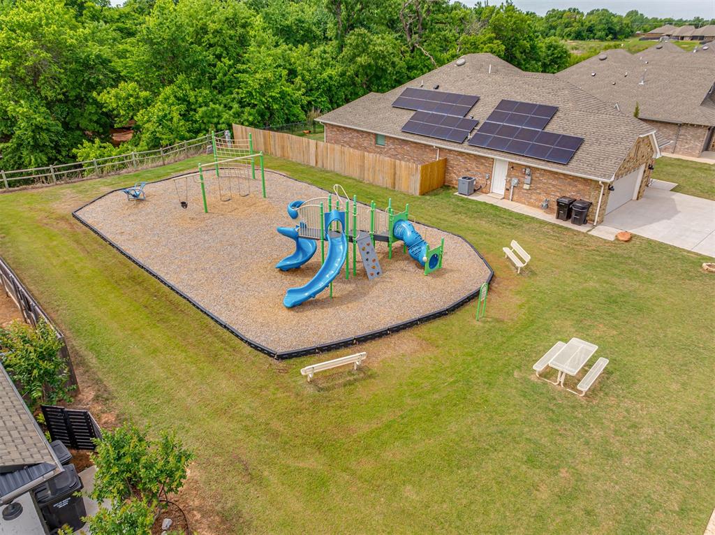 2416 Creek Side Circle Property Photo 49