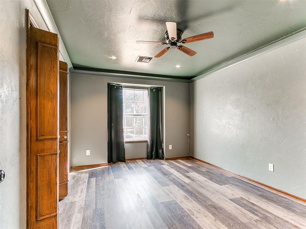 8221 Nw 99th Street Property Photo 40