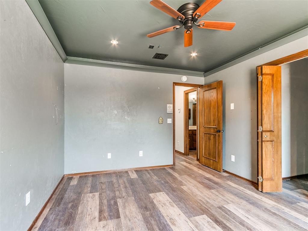 8221 Nw 99th Street Property Photo 41