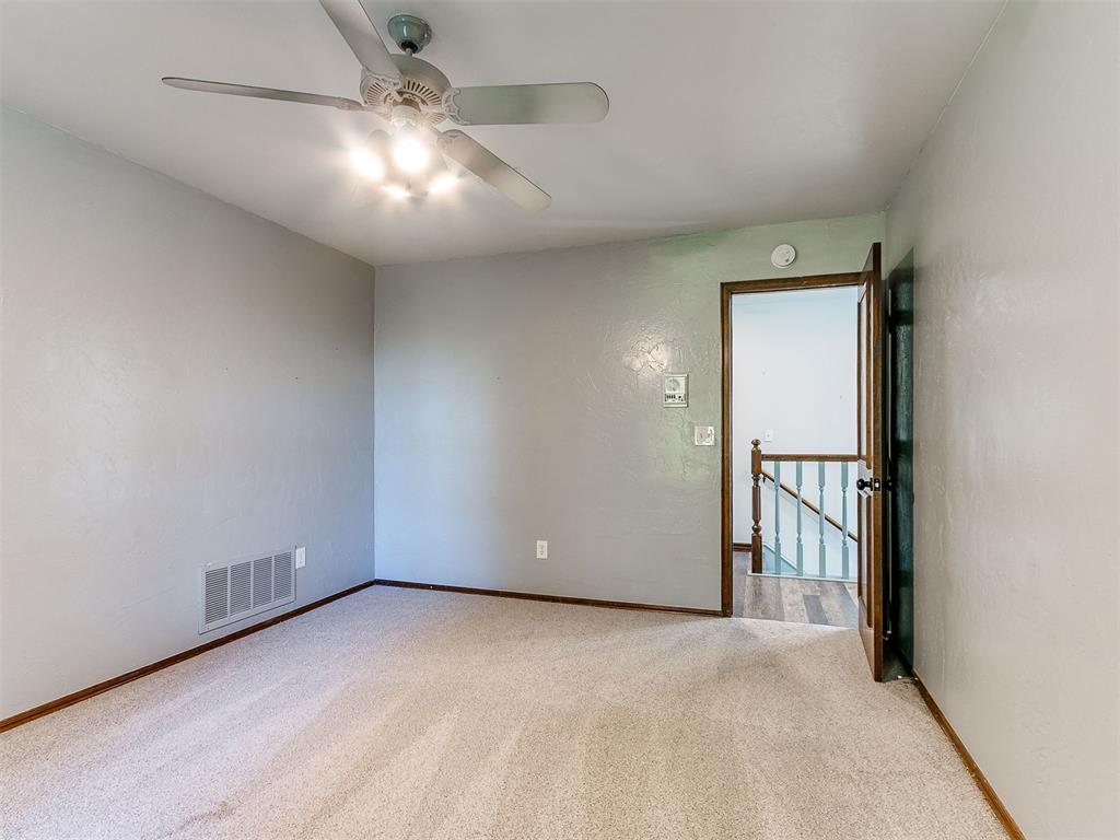 8221 Nw 99th Street Property Photo 43