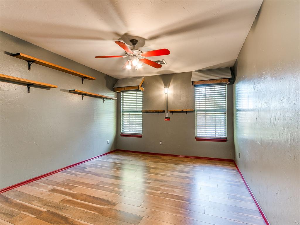 8221 Nw 99th Street Property Photo 44