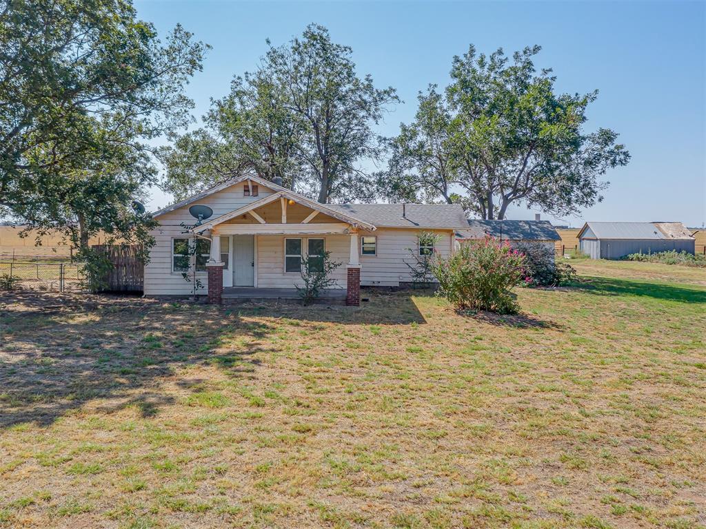 18198 E 680 Road Property Photo 2