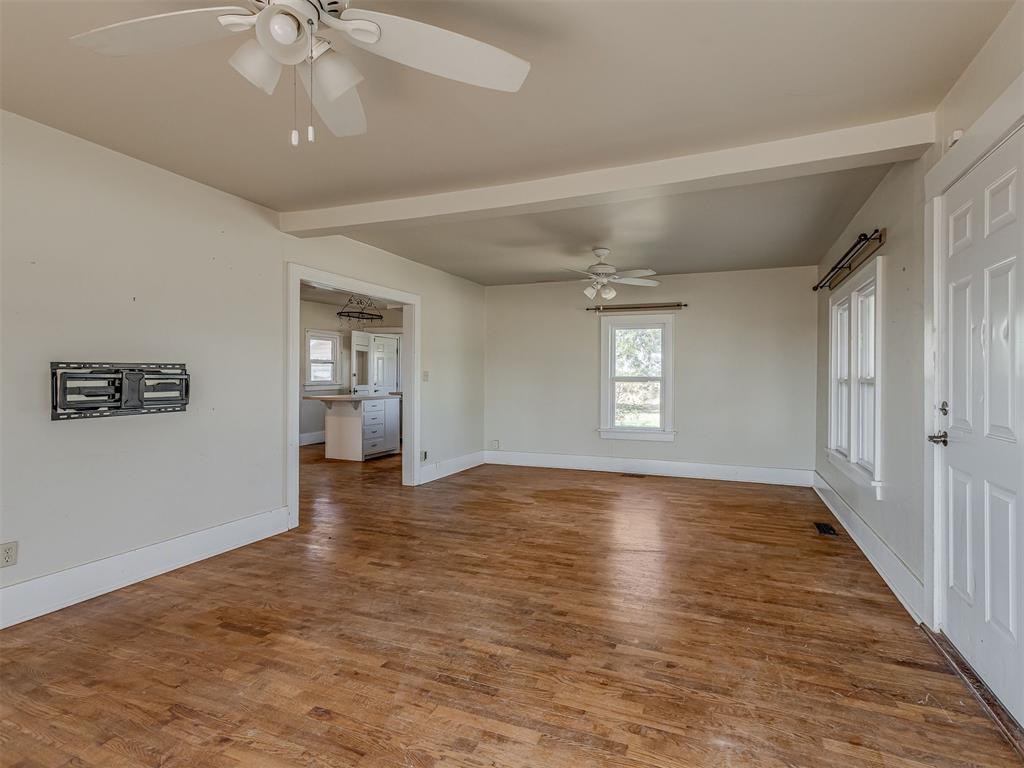 18198 E 680 Road Property Photo 10