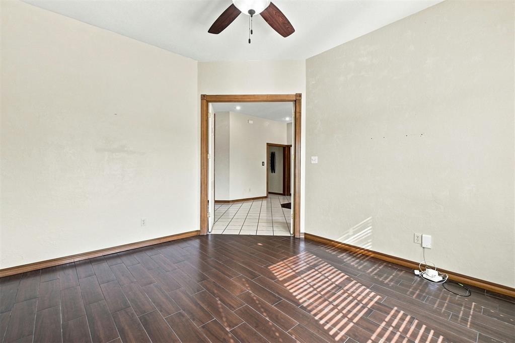 1607 Sw Edward Circle Property Photo 7