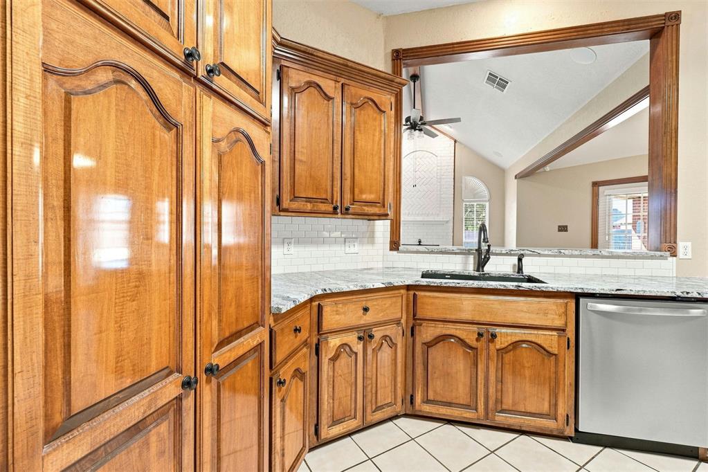 1607 Sw Edward Circle Property Photo 21