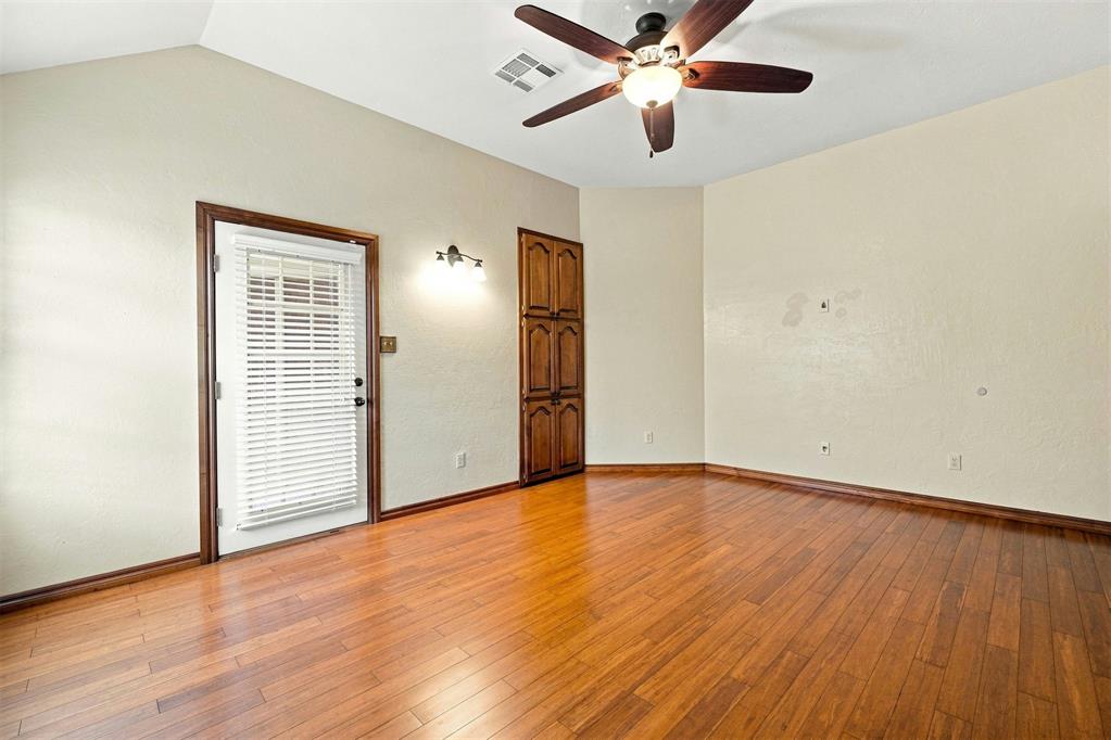 1607 Sw Edward Circle Property Photo 23