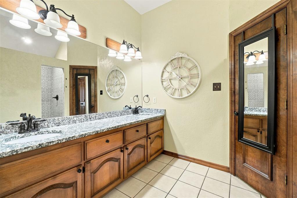1607 Sw Edward Circle Property Photo 28