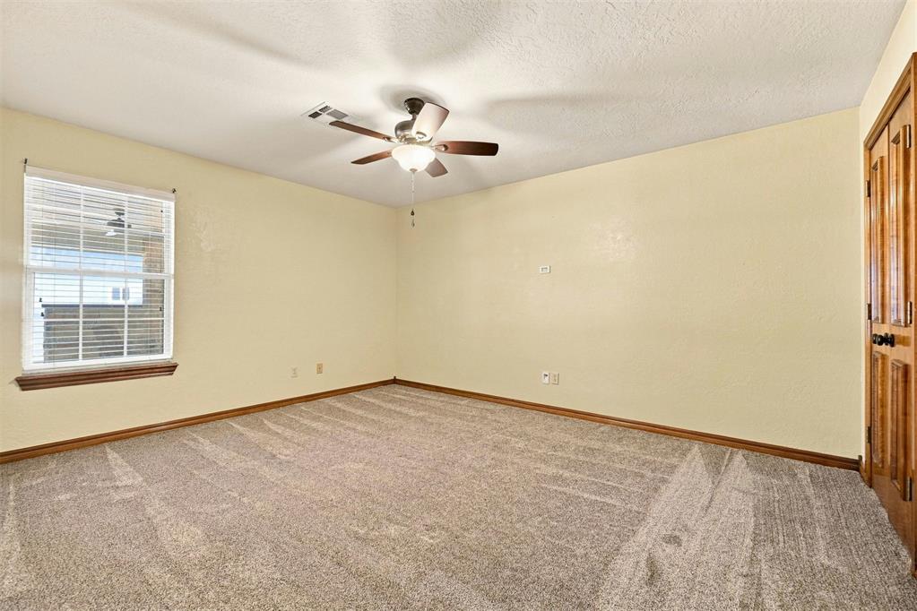 1607 Sw Edward Circle Property Photo 32