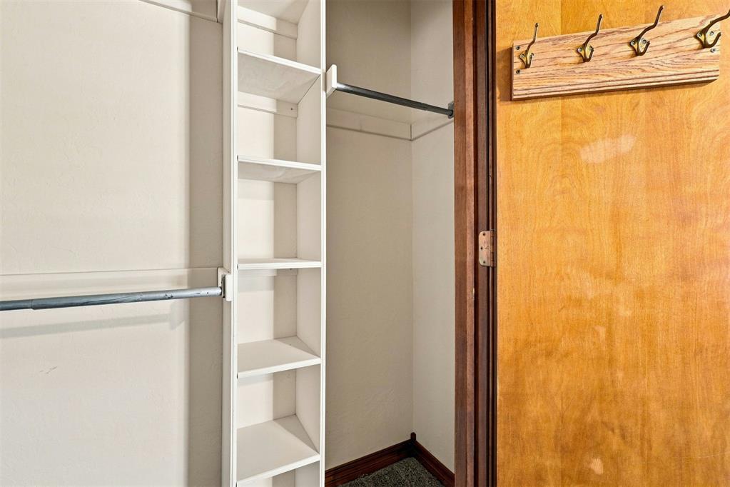 1607 Sw Edward Circle Property Photo 34