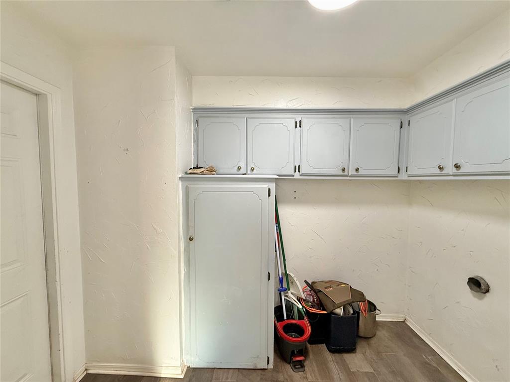 17 Oak Hill Road Property Photo 11