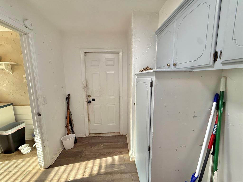 17 Oak Hill Road Property Photo 12