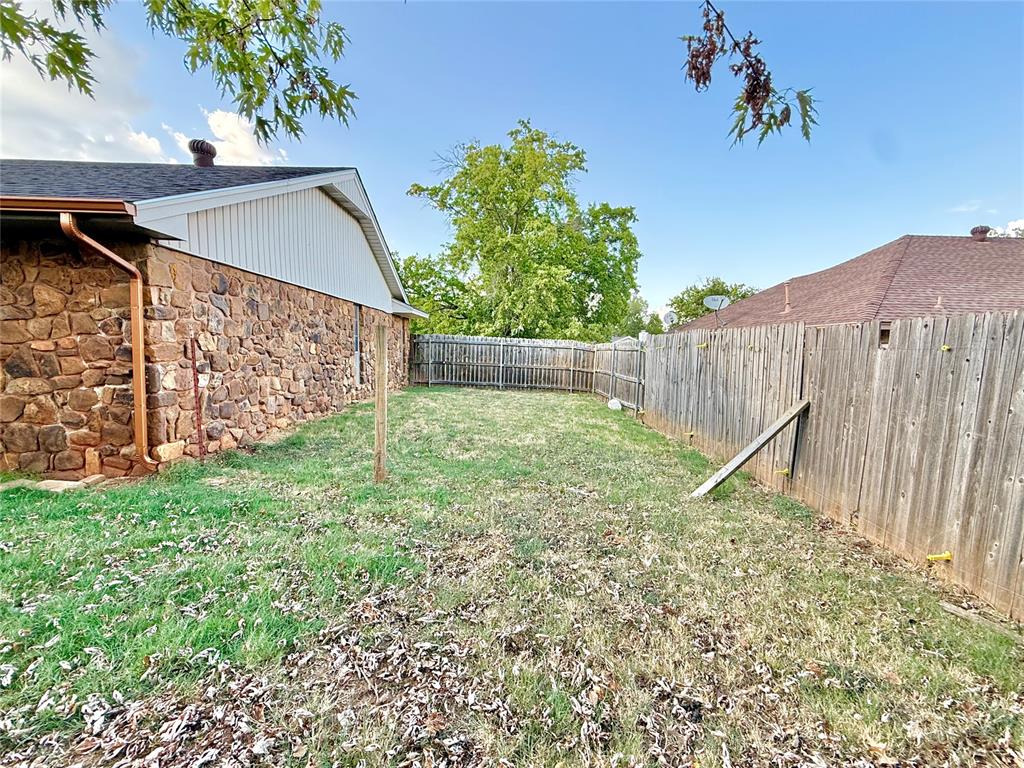 17 Oak Hill Road Property Photo 28