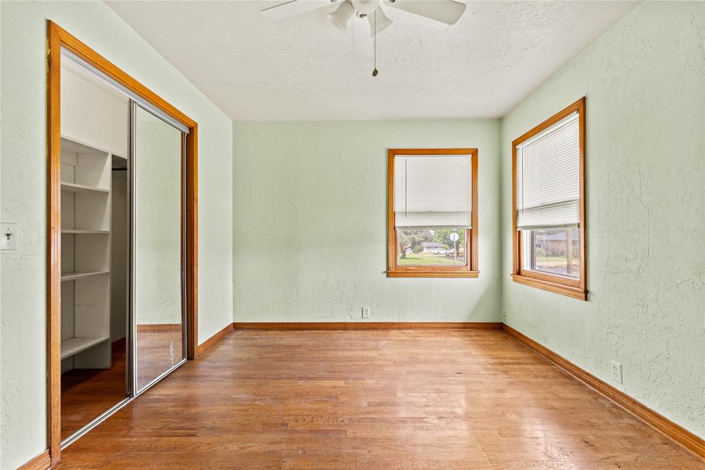 1009 N Illinois Street Property Photo 12