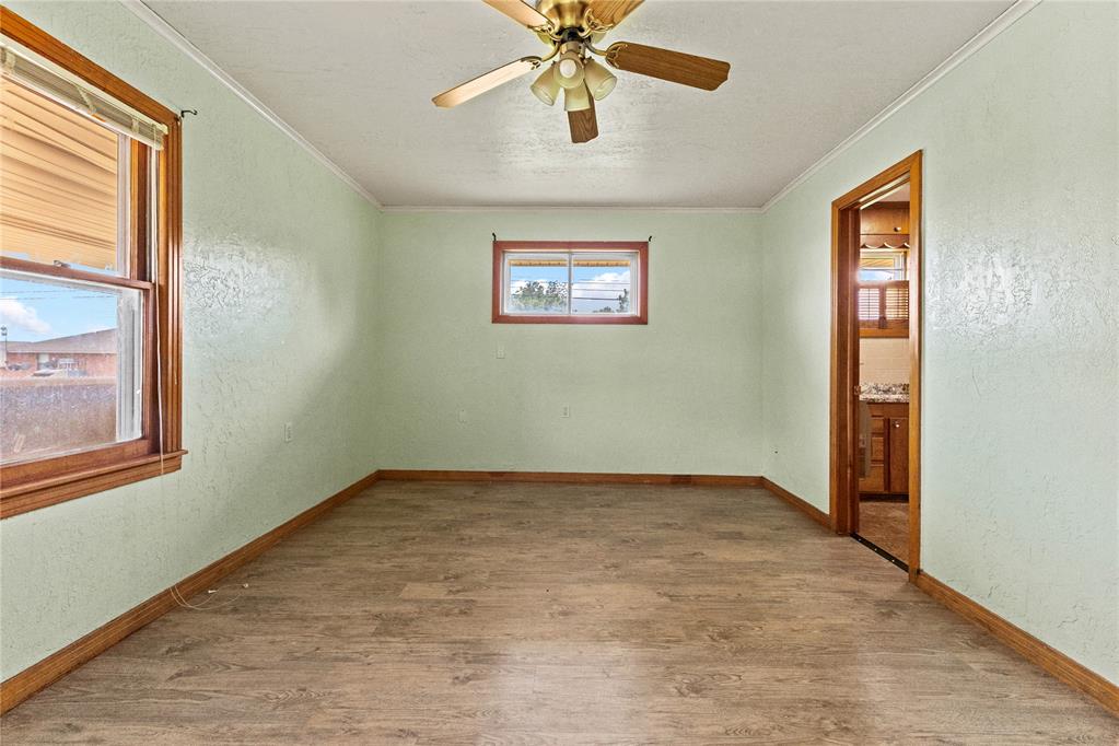 1009 N Illinois Street Property Photo 16
