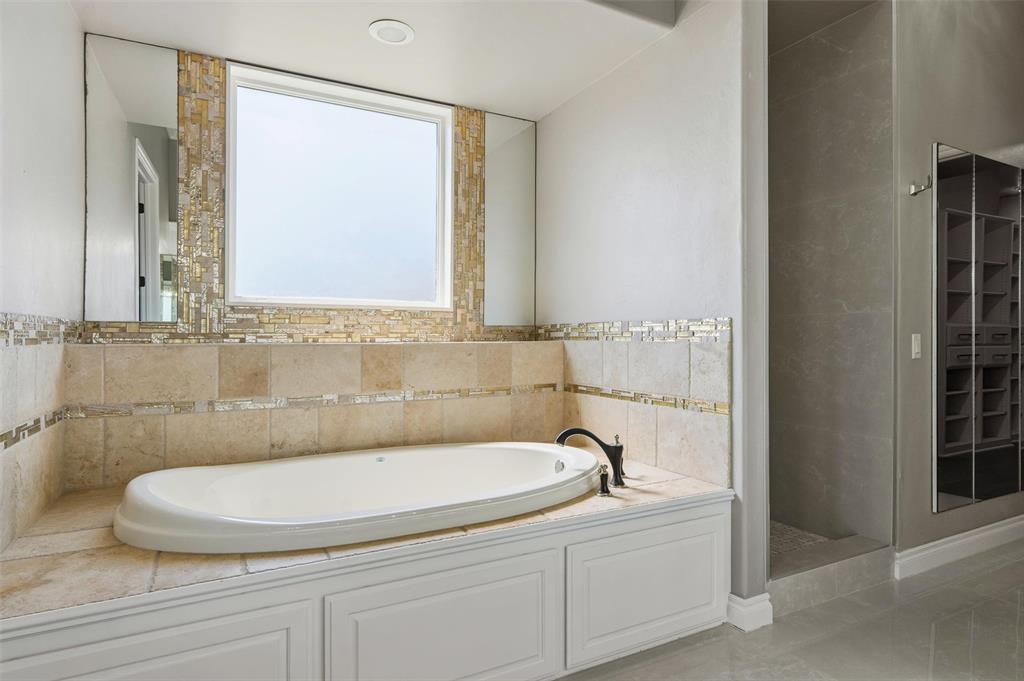 17804 Blue Heron Court Property Photo 27