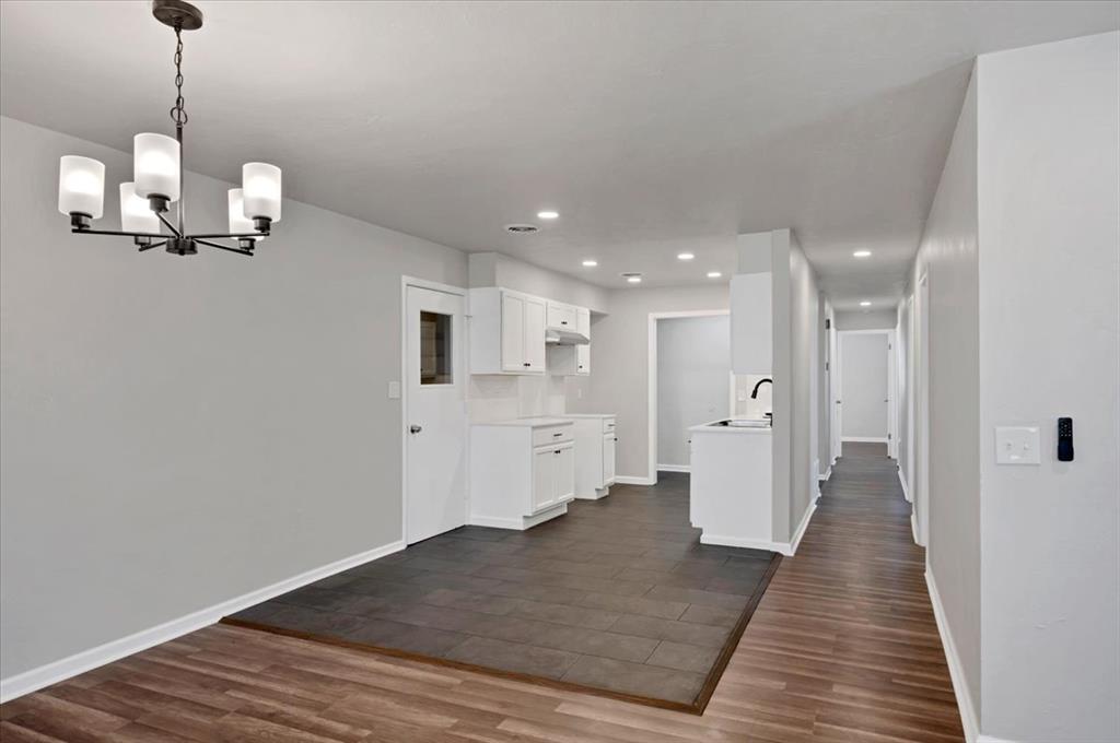 6829 S Winston Way Property Photo 13