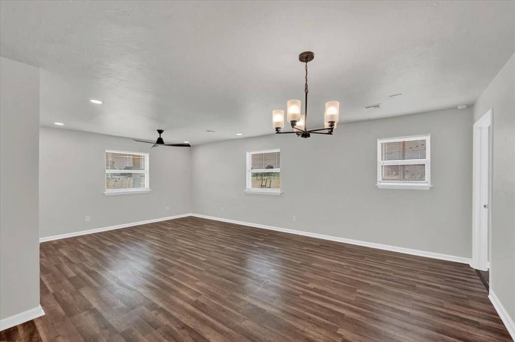 6829 S Winston Way Property Photo 14