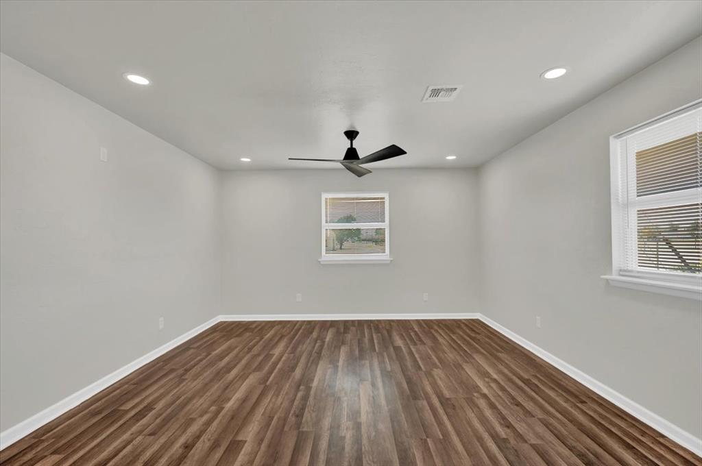 6829 S Winston Way Property Photo 15
