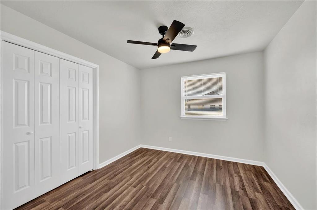 6829 S Winston Way Property Photo 19