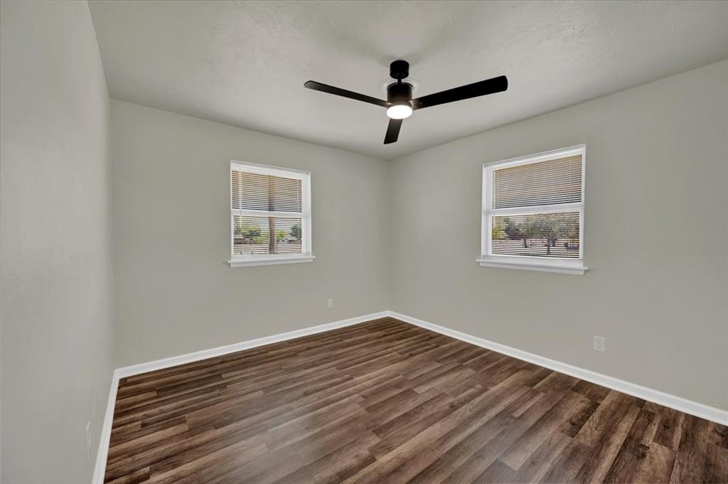 6829 S Winston Way Property Photo 25