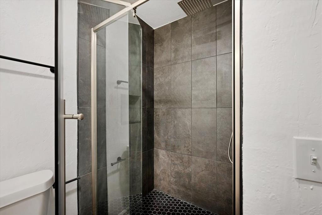 6829 S Winston Way Property Photo 33