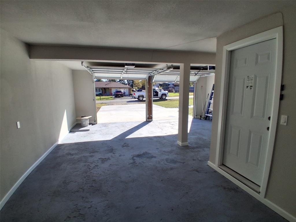 6121 W 40th Street Property Photo 10