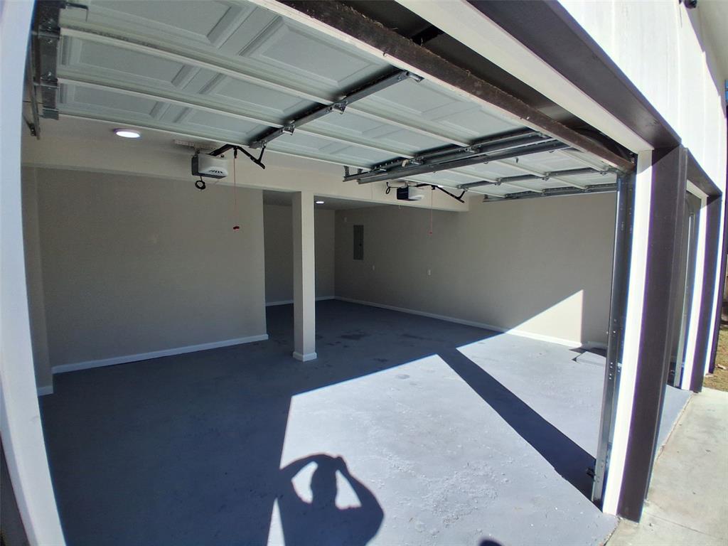 6121 W 40th Street Property Photo 11