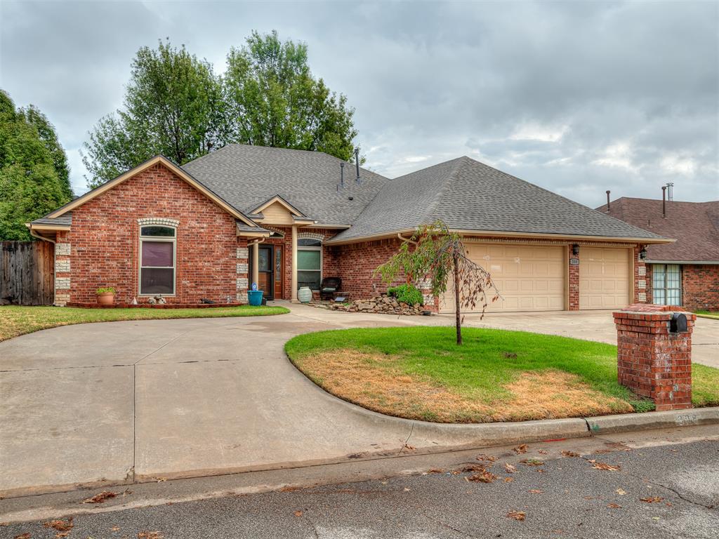 308 Tumbleweed Road Property Photo 2