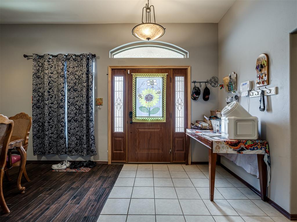 308 Tumbleweed Road Property Photo 3