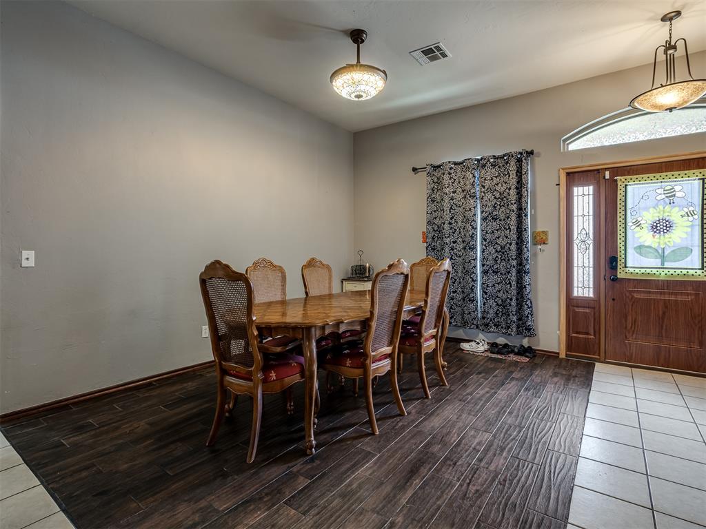 308 Tumbleweed Road Property Photo 4