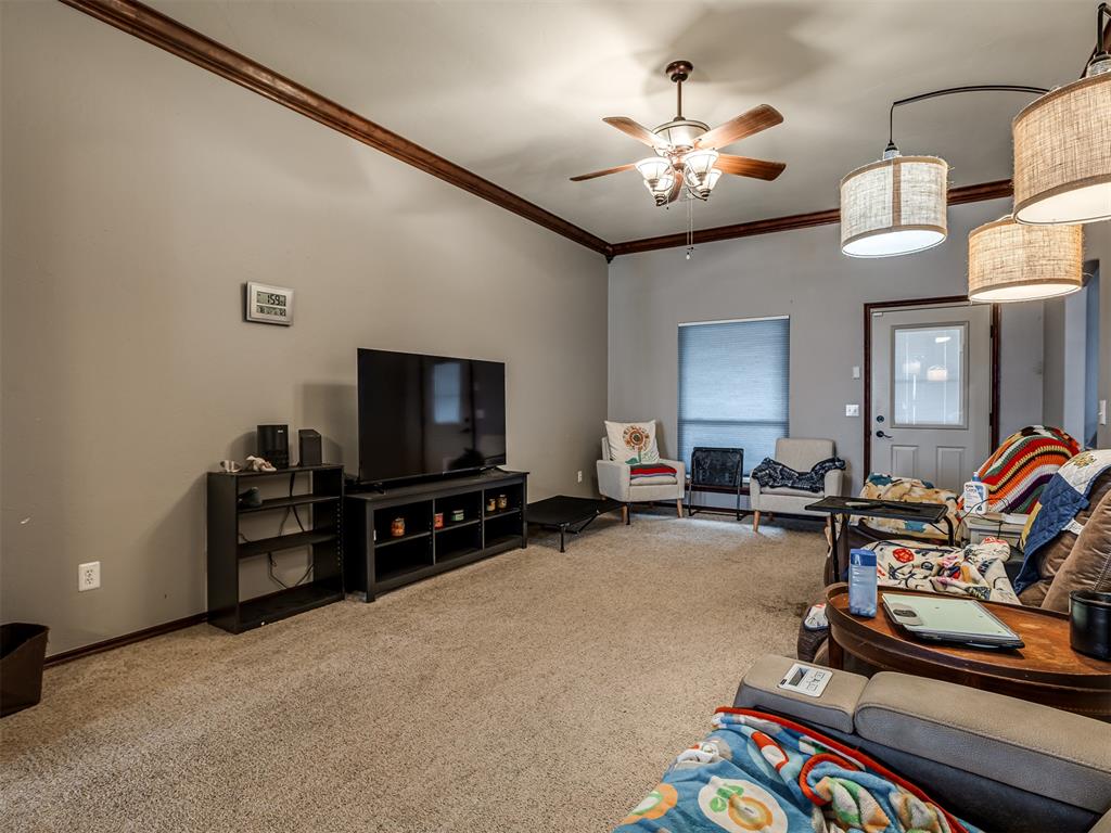 308 Tumbleweed Road Property Photo 6