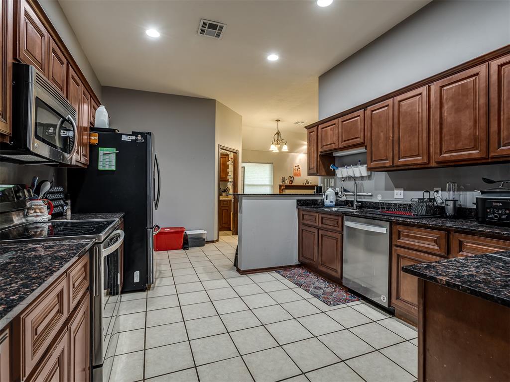308 Tumbleweed Road Property Photo 14