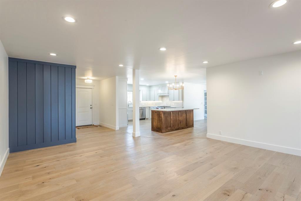 2717 S Berry Road Property Photo 13
