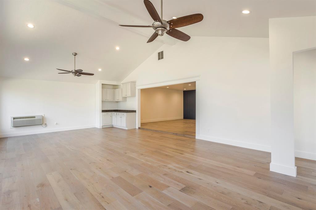 2717 S Berry Road Property Photo 18
