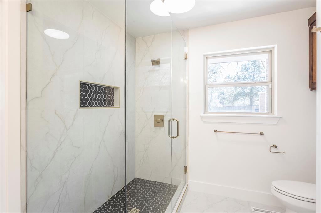 2717 S Berry Road Property Photo 24