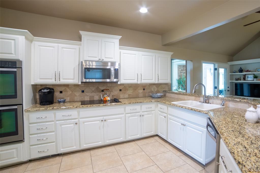304 Timberdale Terrace Property Photo 8