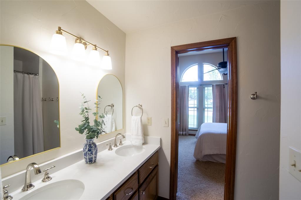 304 Timberdale Terrace Property Photo 22