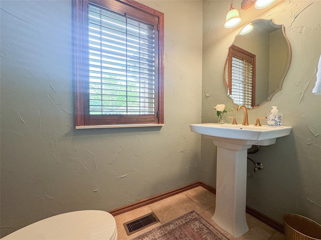 304 Timberdale Terrace Property Photo 25