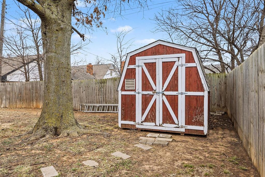 2205 Bellaire Drive Property Photo 27