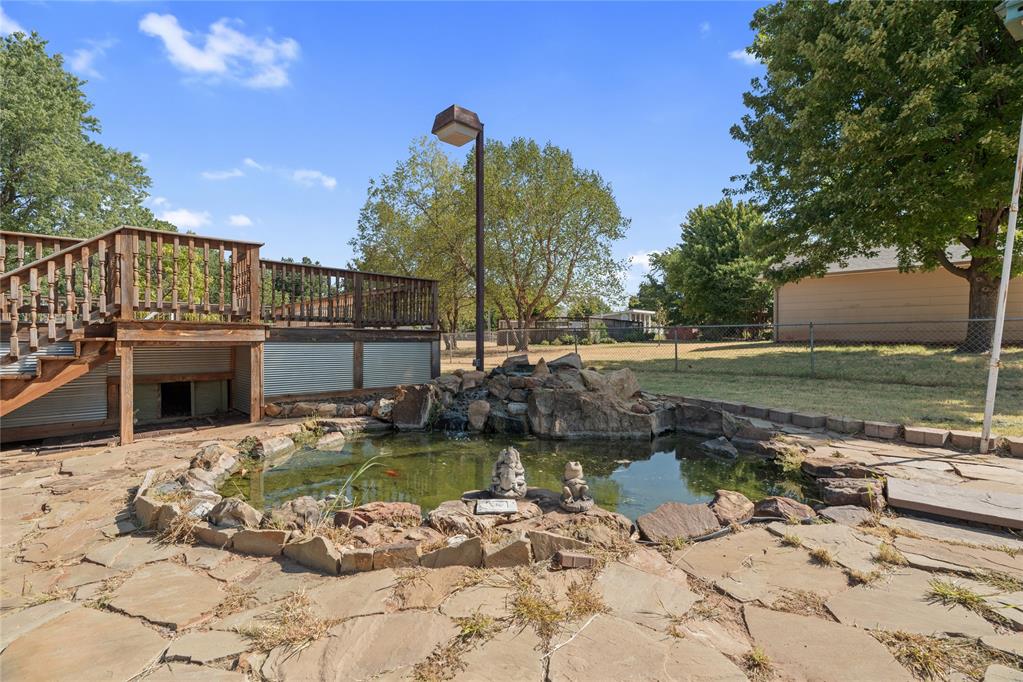 1821 W Cedar Ridge Drive Property Photo 32