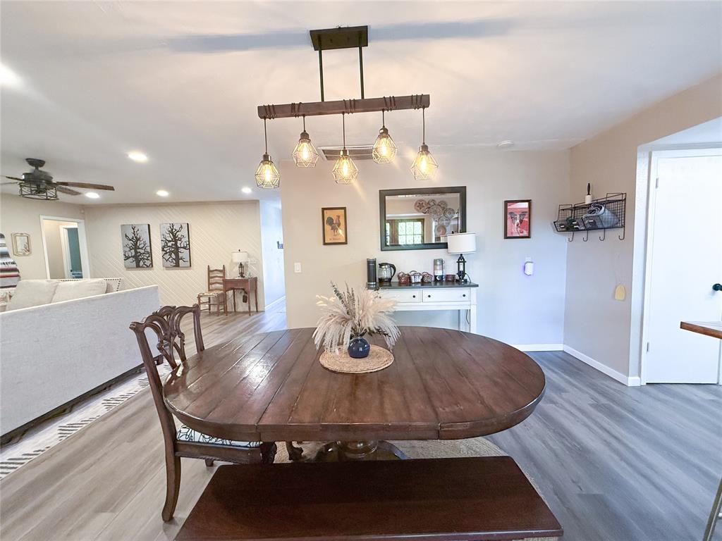 2112 Oakvista Circle Property Photo 14