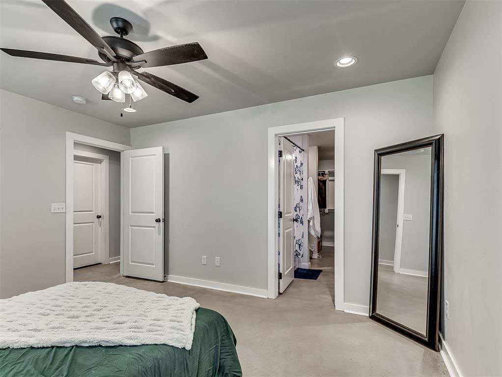 705 Ne 38th Street Property Photo 14